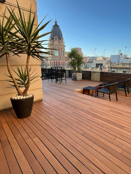 A stunning rooftop terrace finished with DuroGrit "Foxy Brown".